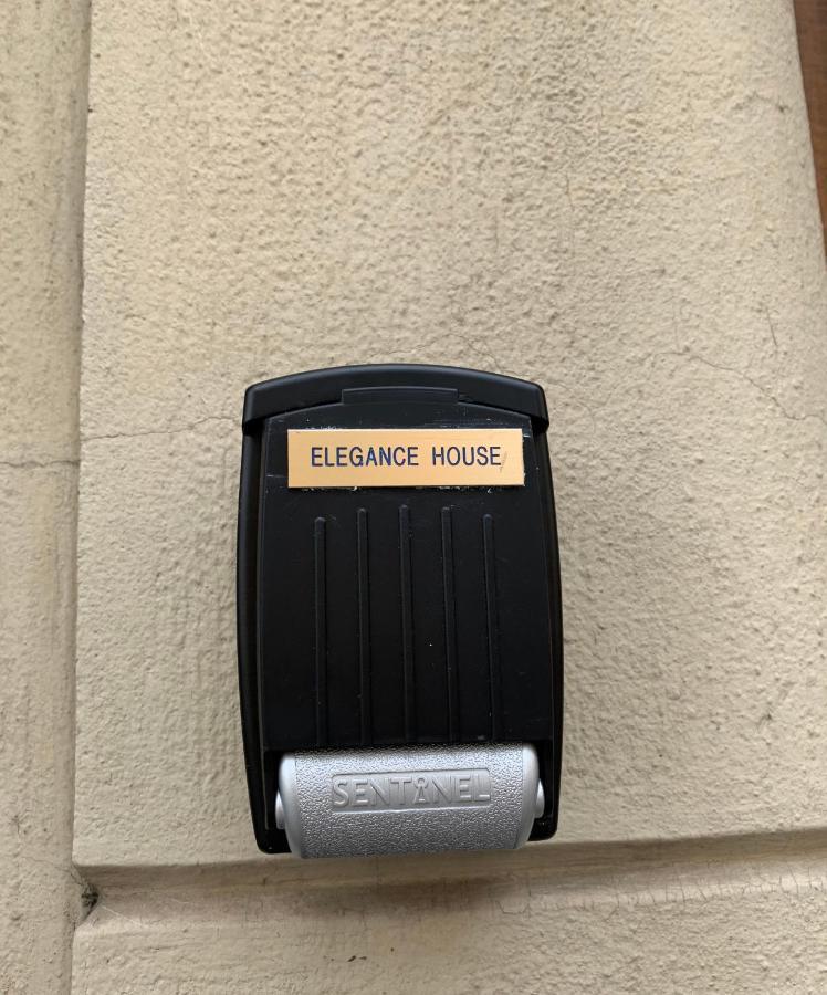 דירות לה ספציה Elegance House מראה חיצוני תמונה